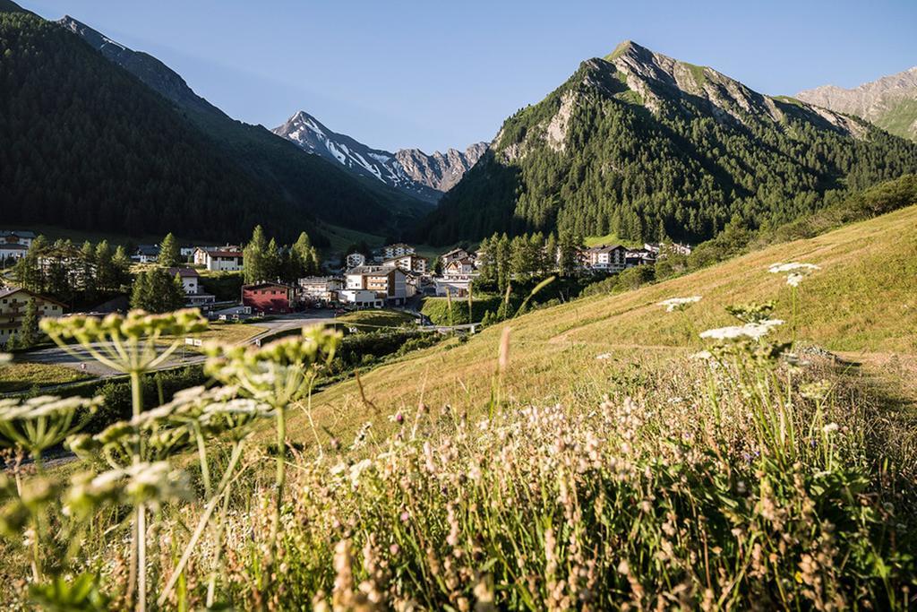 Hotel Des Alpes Samnaun Luaran gambar